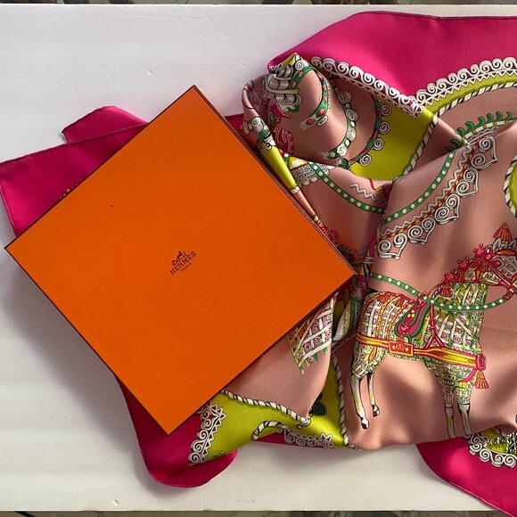 Hermes Papcroles 90 Silk Scarf Carriages & Nobles by C. Stuhlhofer-Mayr (2001) - Picture 1 of 15